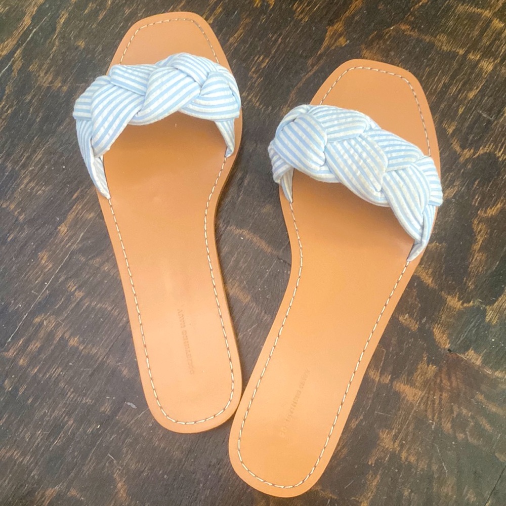 Seersucker flats